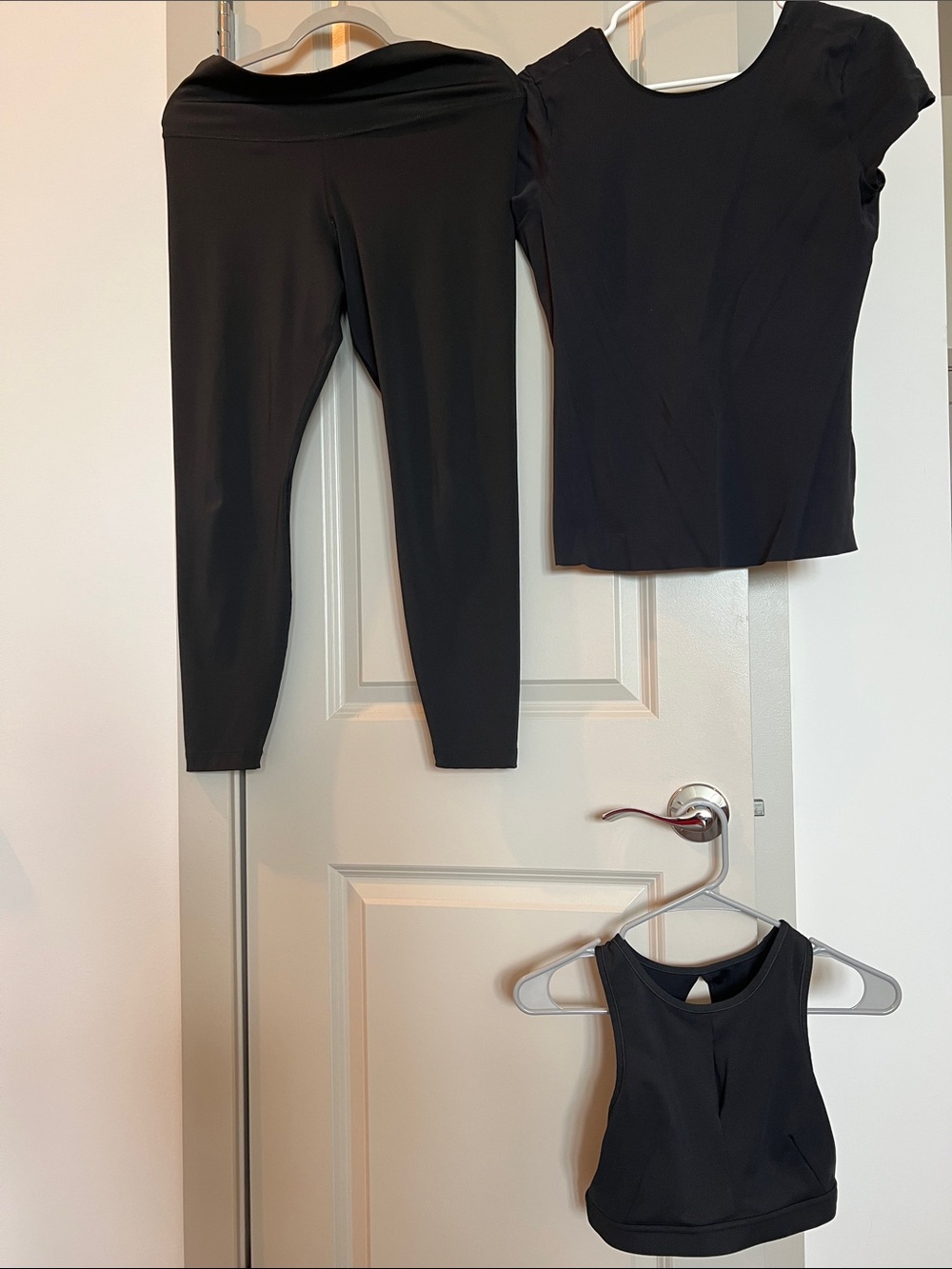 Nike Black Women’s Activewear Set - Top, Crop Tank & Leggings